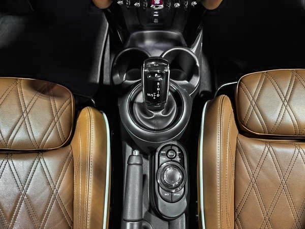 2023 MINI 5 portes Cooper S-23