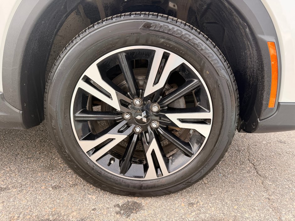 Mitsubishi Eclipse Cross SE AWD 2023-8