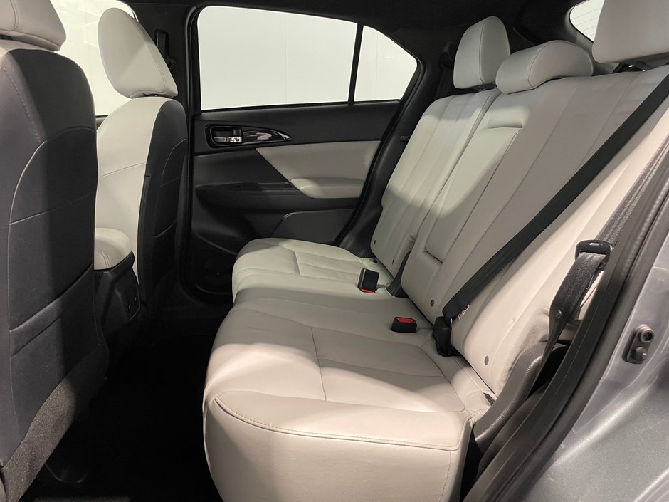 Mitsubishi Eclipse Cross GT AWD 2023-25