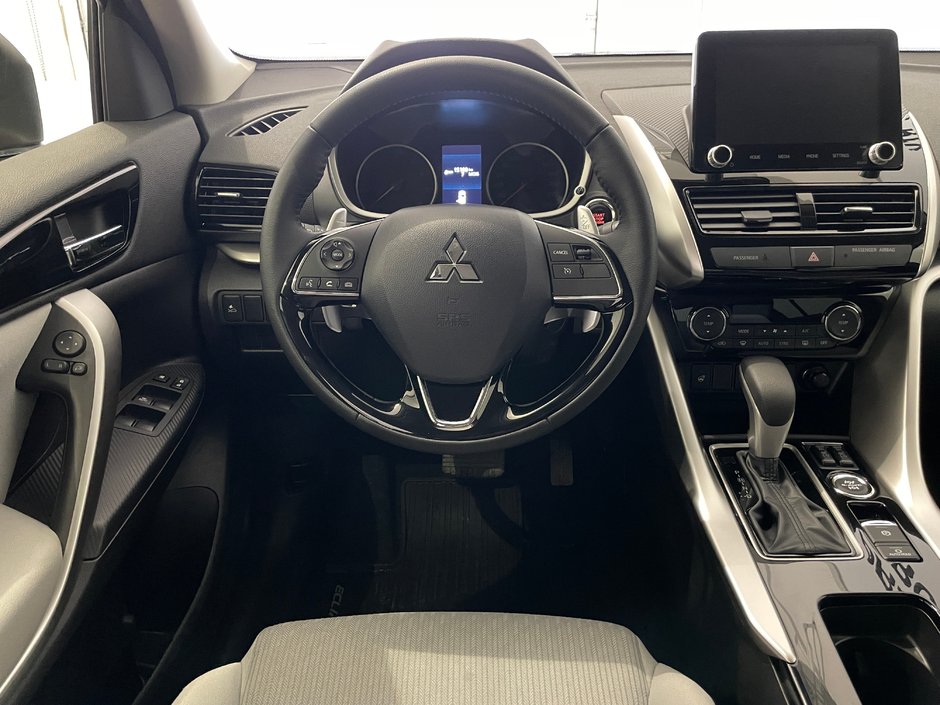 2026 Mitsubishi Eclipse Cross LE AWD-8