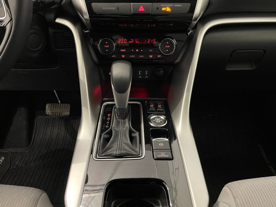 2026 Mitsubishi Eclipse Cross LE AWD-21