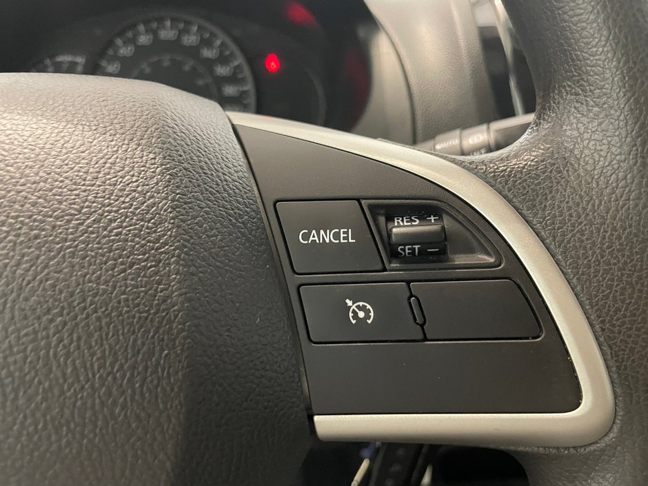 2023 Mitsubishi Mirage SE-13