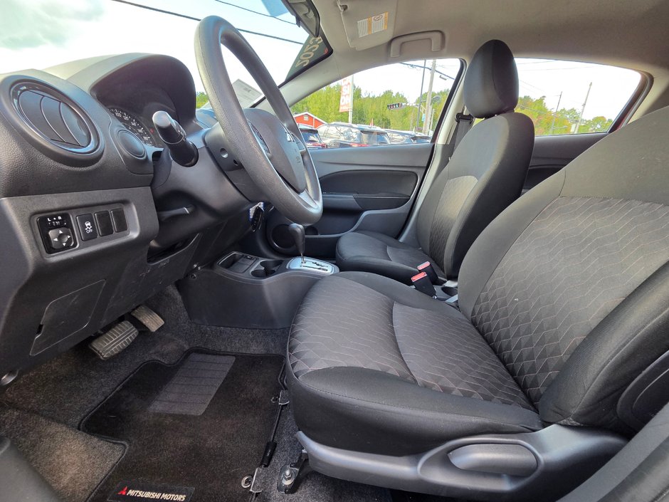 Mitsubishi Mirage SE 2023-10