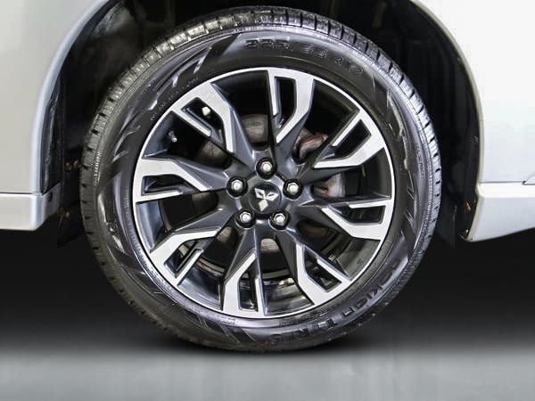 2018 Mitsubishi Outlander PHEV GT-9
