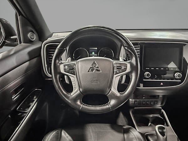 Mitsubishi Outlander PHEV SEL 2020-14