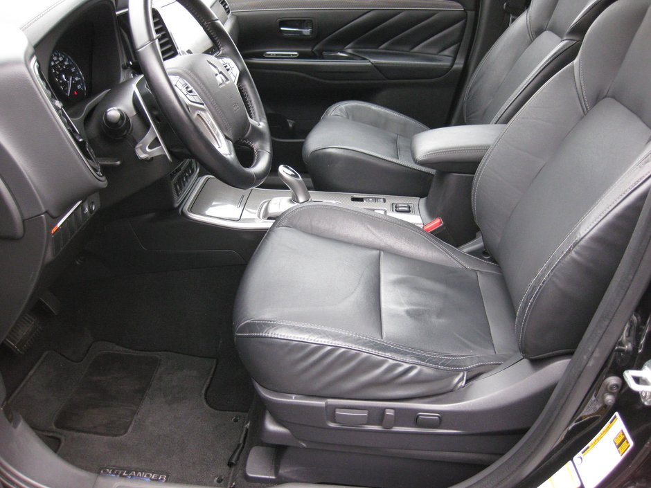 Mitsubishi Outlander PHEV SEL 2020-9