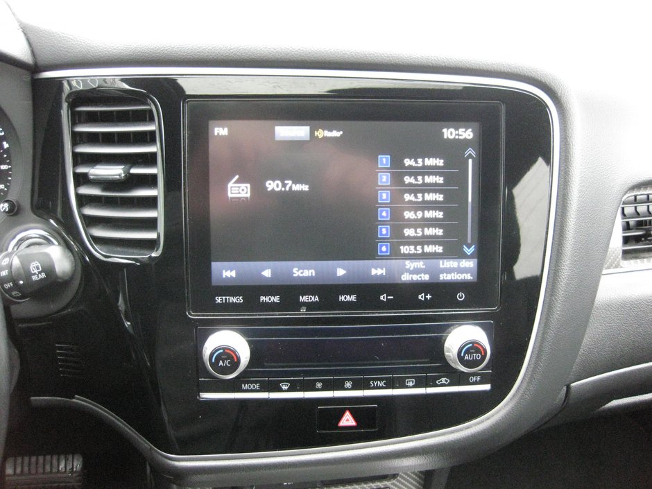 Mitsubishi Outlander PHEV SEL 2020-14