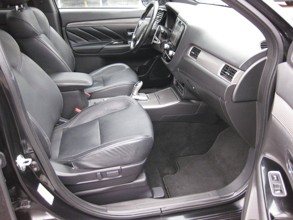 Mitsubishi Outlander PHEV SEL 2020-22