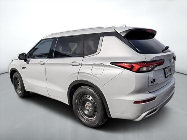 Mitsubishi Outlander PHEV GT AWD 2023-4