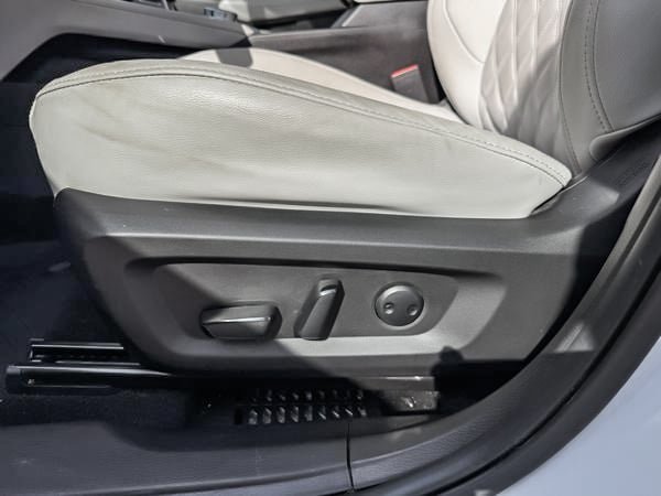 Mitsubishi Outlander PHEV GT AWD 2023-12