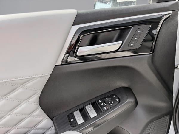 Mitsubishi Outlander PHEV GT AWD 2023-9