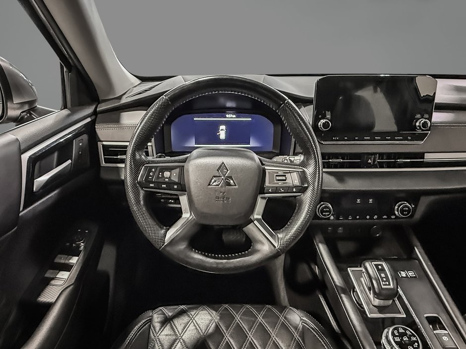 Mitsubishi Outlander Plug-In Hybrid SEL 2024-15