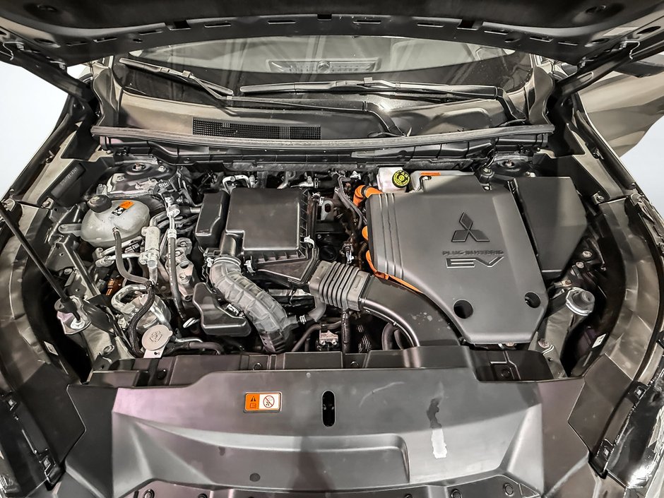 Mitsubishi Outlander Plug-In Hybrid SEL 2024-27