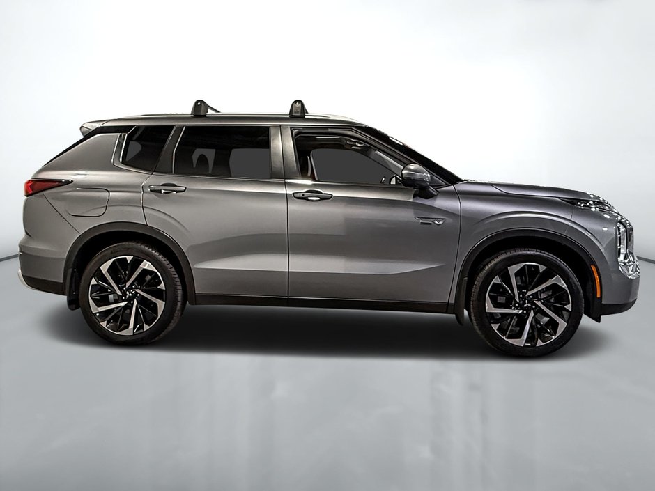 Mitsubishi Outlander Plug-In Hybrid SEL 2024-1