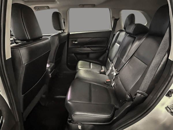 Mitsubishi Outlander GT 2016-23