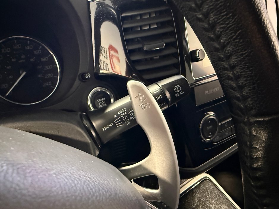 2017 Mitsubishi Outlander SE-18