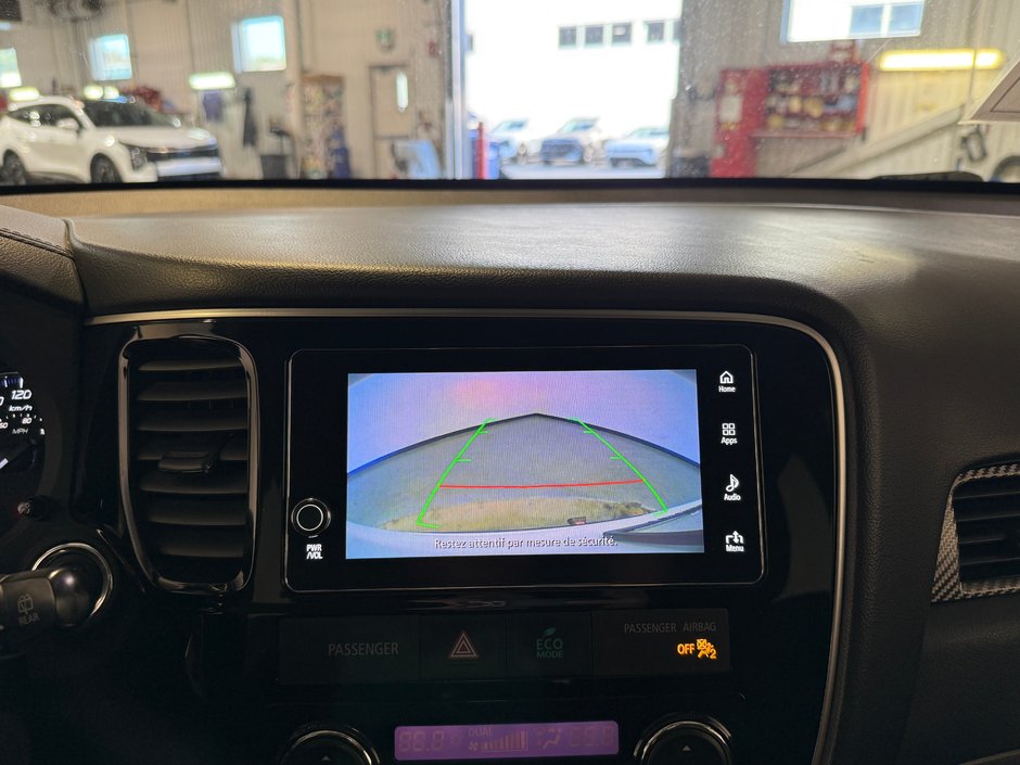 2017 Mitsubishi Outlander SE-21
