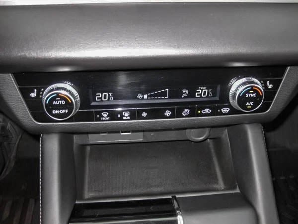 2022 Mitsubishi Outlander ES-16