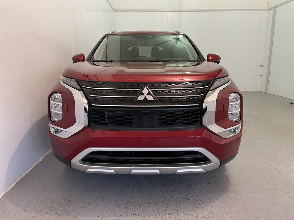 Mitsubishi Outlander SEL AWD / 7 PASSAGERS 2023-1