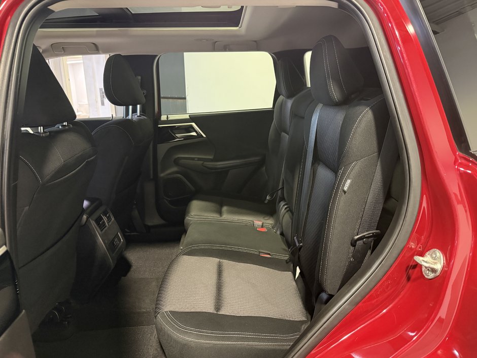 2024 Mitsubishi Outlander SE-24