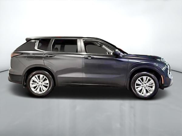 Mitsubishi Outlander ES 2025-1