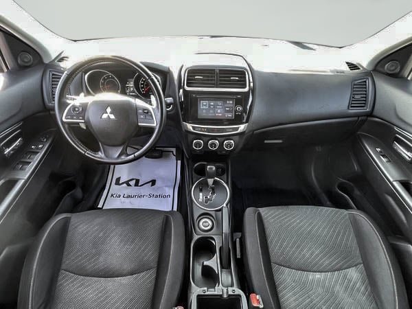 Mitsubishi RVR GT 2015-15
