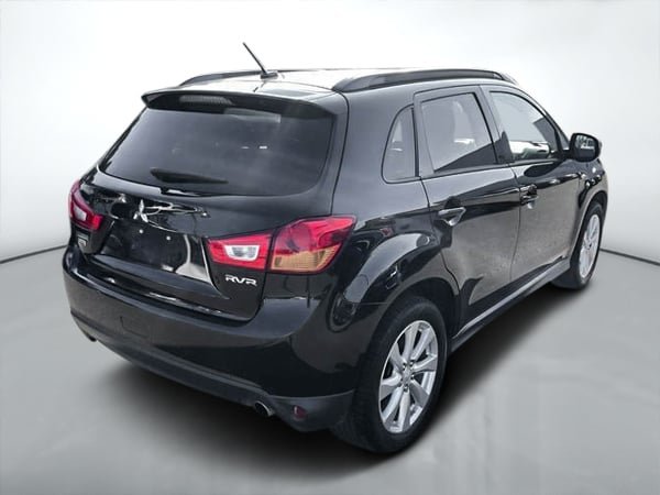 Mitsubishi RVR GT 2015-6