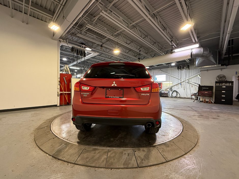 Mitsubishi RVR SE LIMITED 2017-3