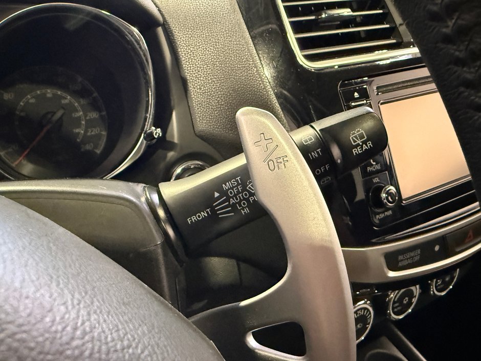 Mitsubishi RVR SE LIMITED 2017-18