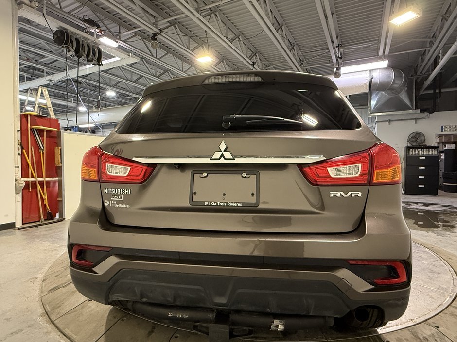 Mitsubishi RVR SE 2019-3