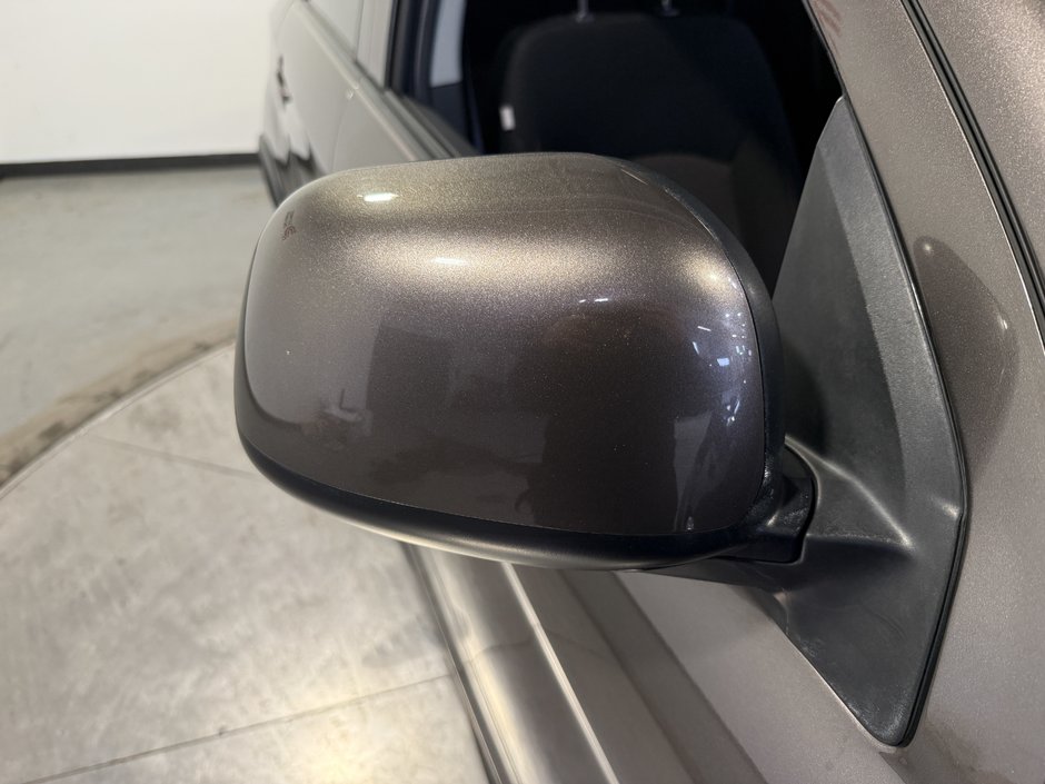 2019 Mitsubishi RVR SE-8