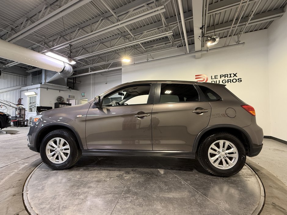 2019 Mitsubishi RVR SE-5