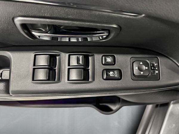 Mitsubishi RVR SE 2020-11