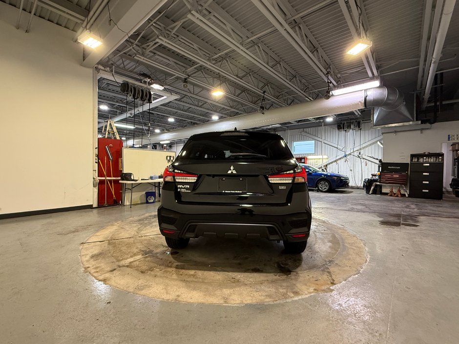 2024 Mitsubishi RVR SE-3