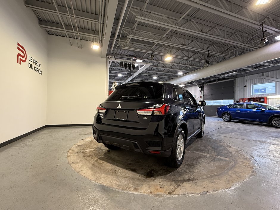 2024 Mitsubishi RVR SE-2