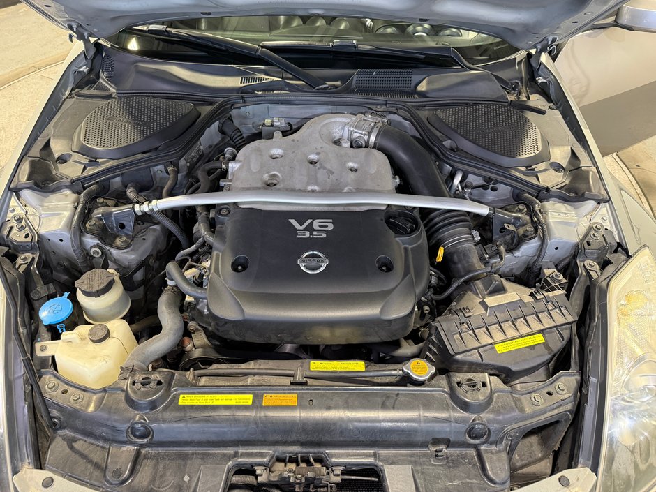 Nissan 350Z BASE 2006-23