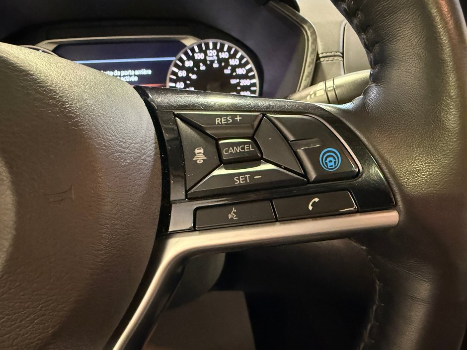 Nissan Altima SV 2019-17