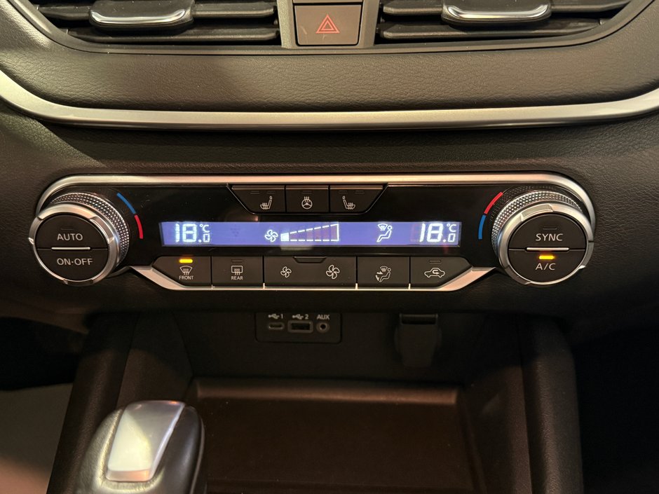Nissan Altima SV 2019-23