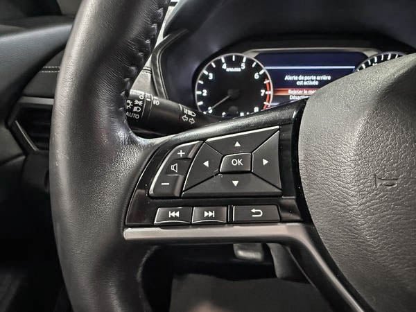 Nissan Altima SV 2019-16