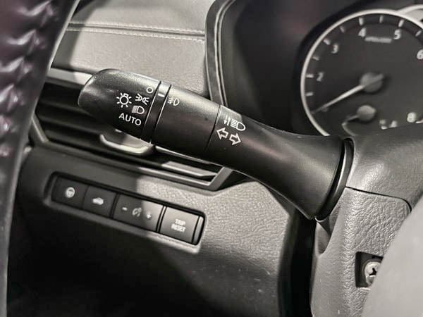 Nissan Altima SV 2019-18