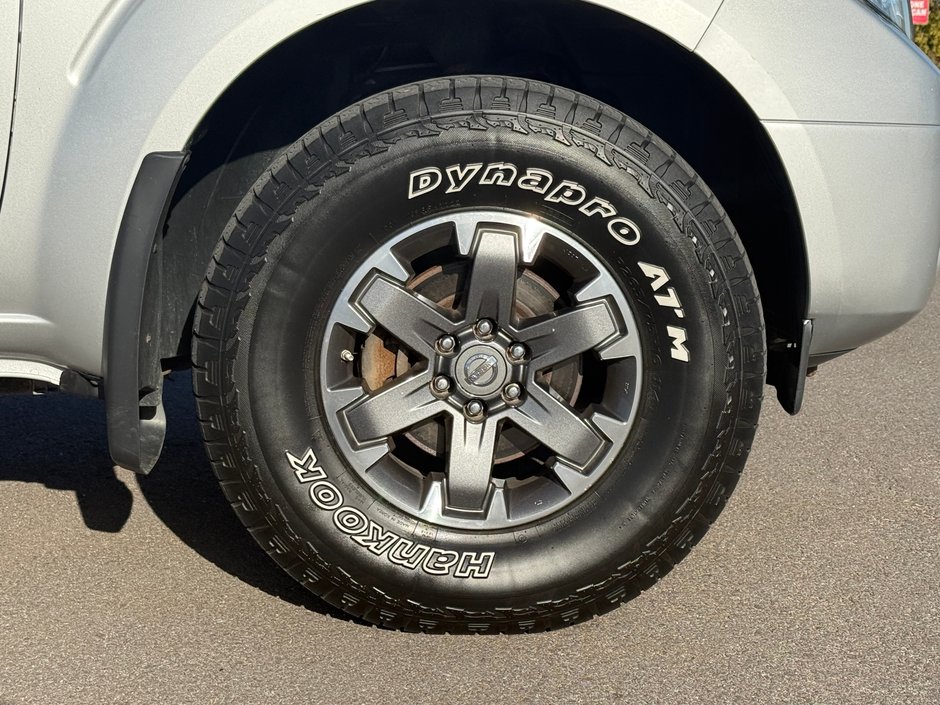 Nissan Frontier PRO-4X 2019-10