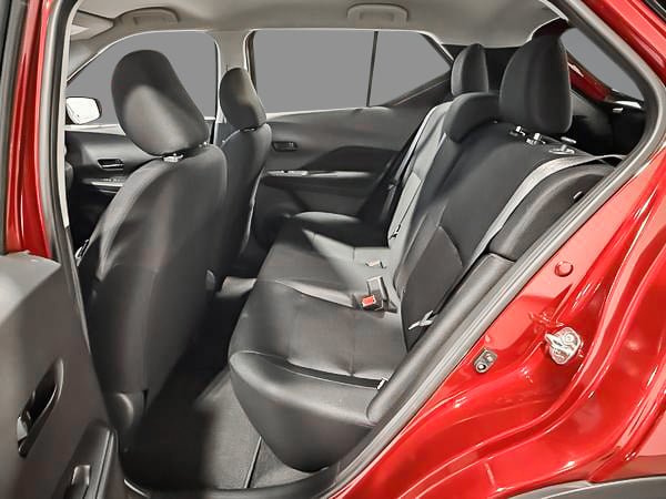 2025 Nissan Kicks Play S-24