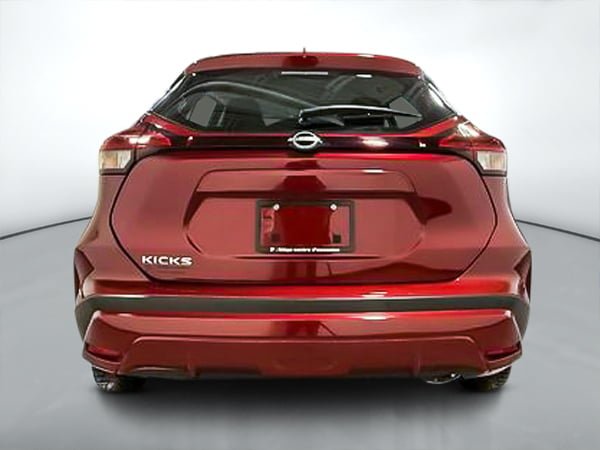 2025 Nissan Kicks Play S-3