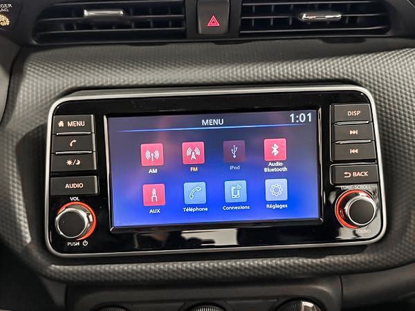 2025 Nissan Kicks Play S-20
