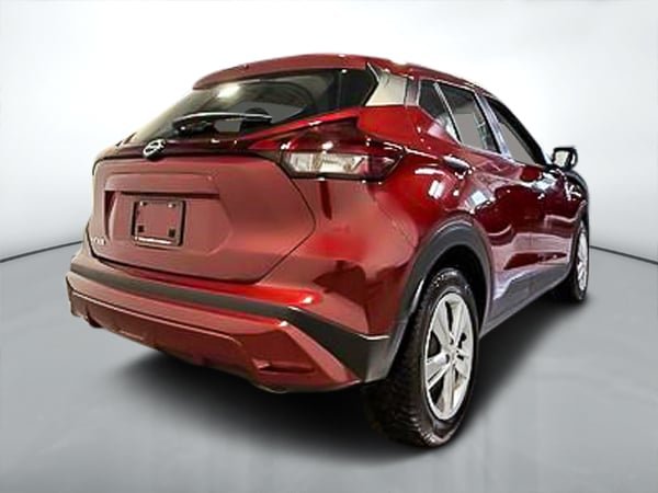 2025 Nissan Kicks Play S-2