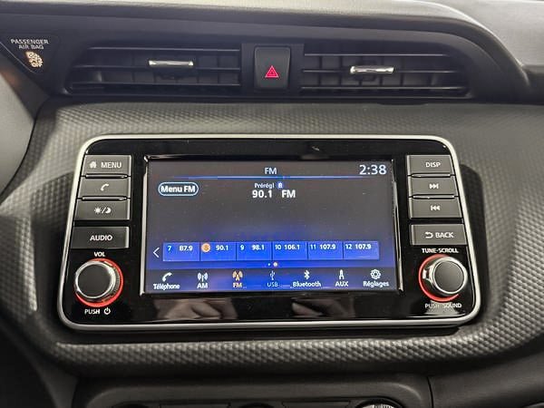2025 Nissan Kicks Play S-19