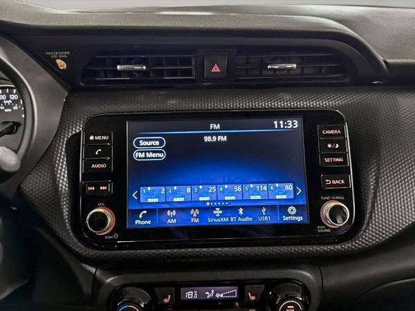 2025 Nissan Kicks Play SV-20