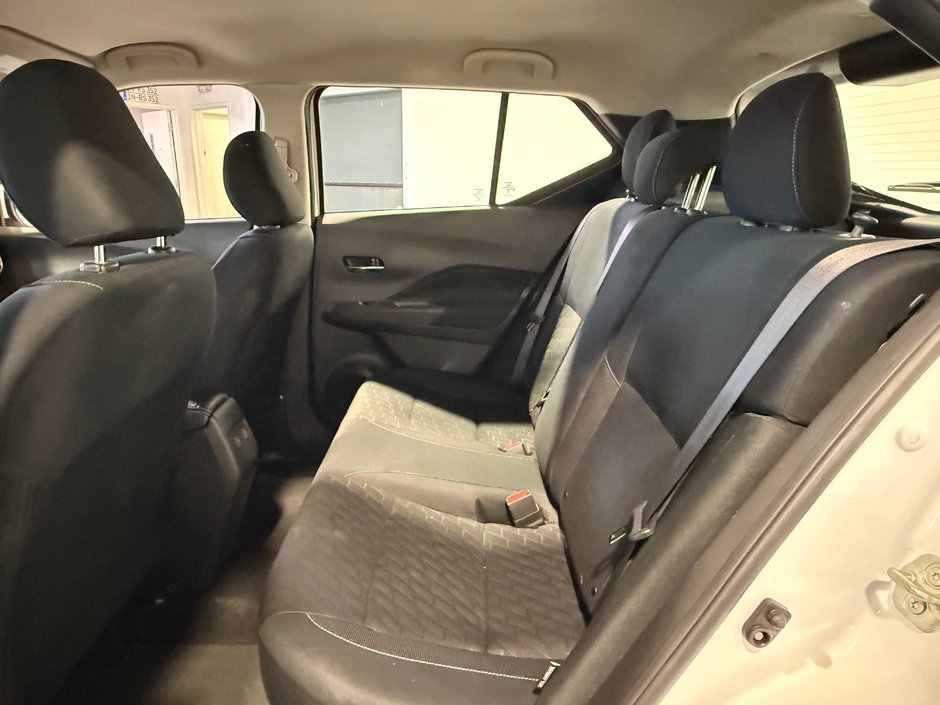 2025 Nissan Kicks Play SV-24