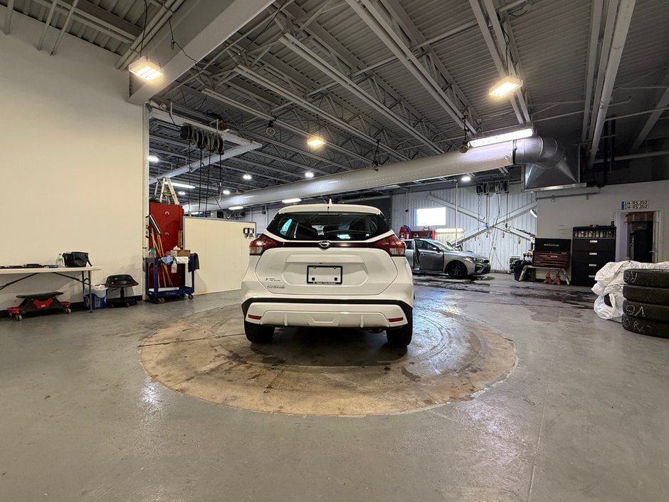 2025 Nissan Kicks Play SV-3