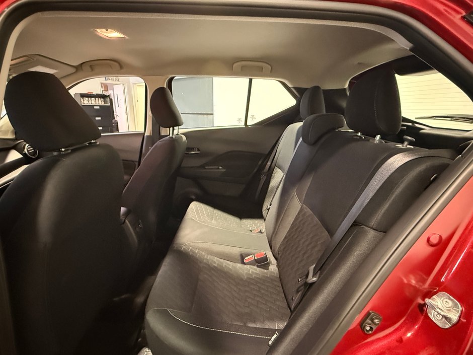 Nissan Kicks Play SV 2025-24